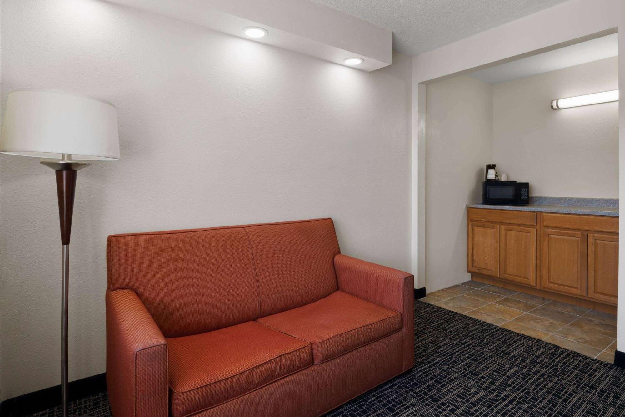 Baymont By Wyndham Hotel Boardman
