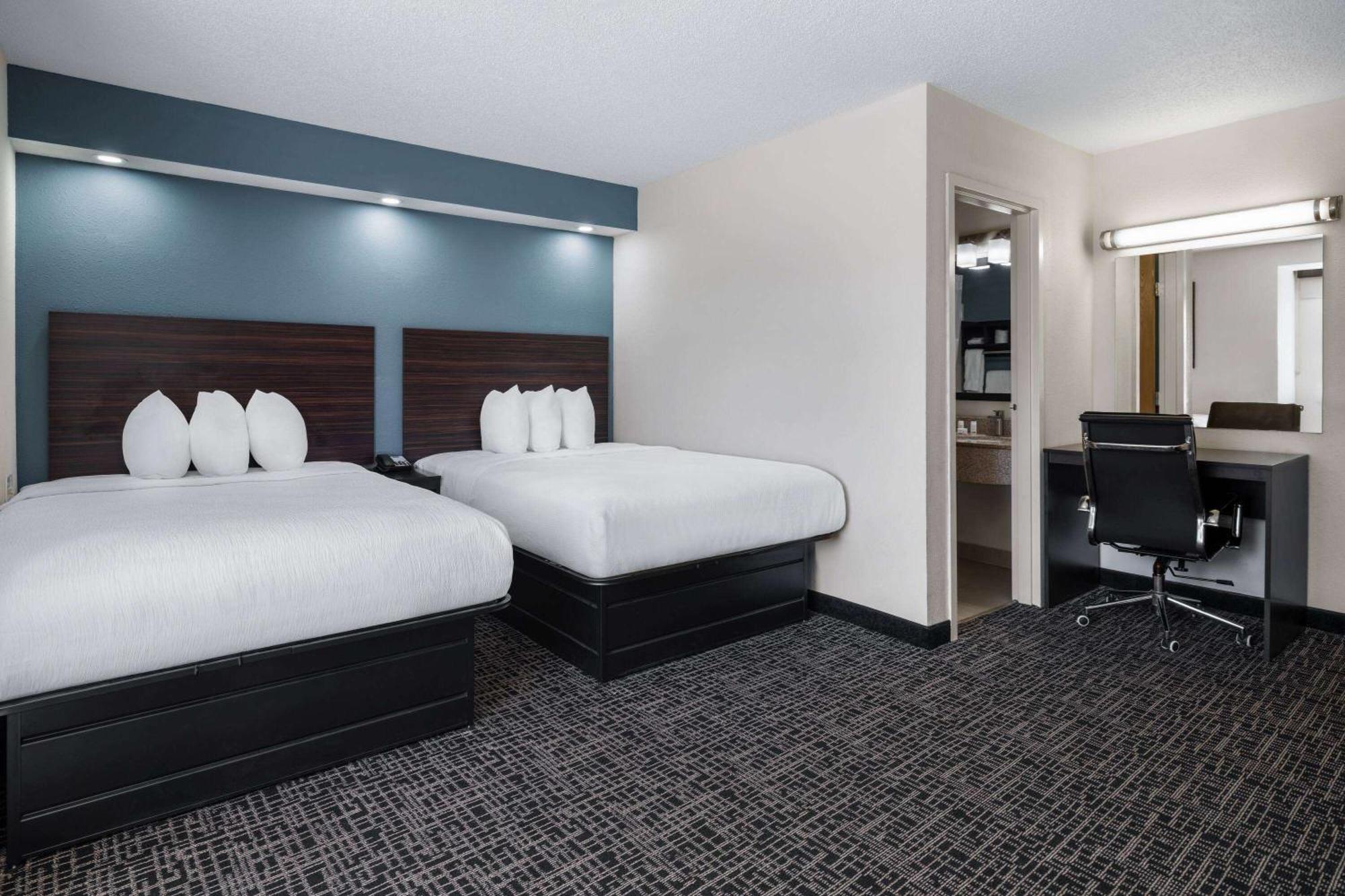 Baymont By Wyndham Hotel 2*