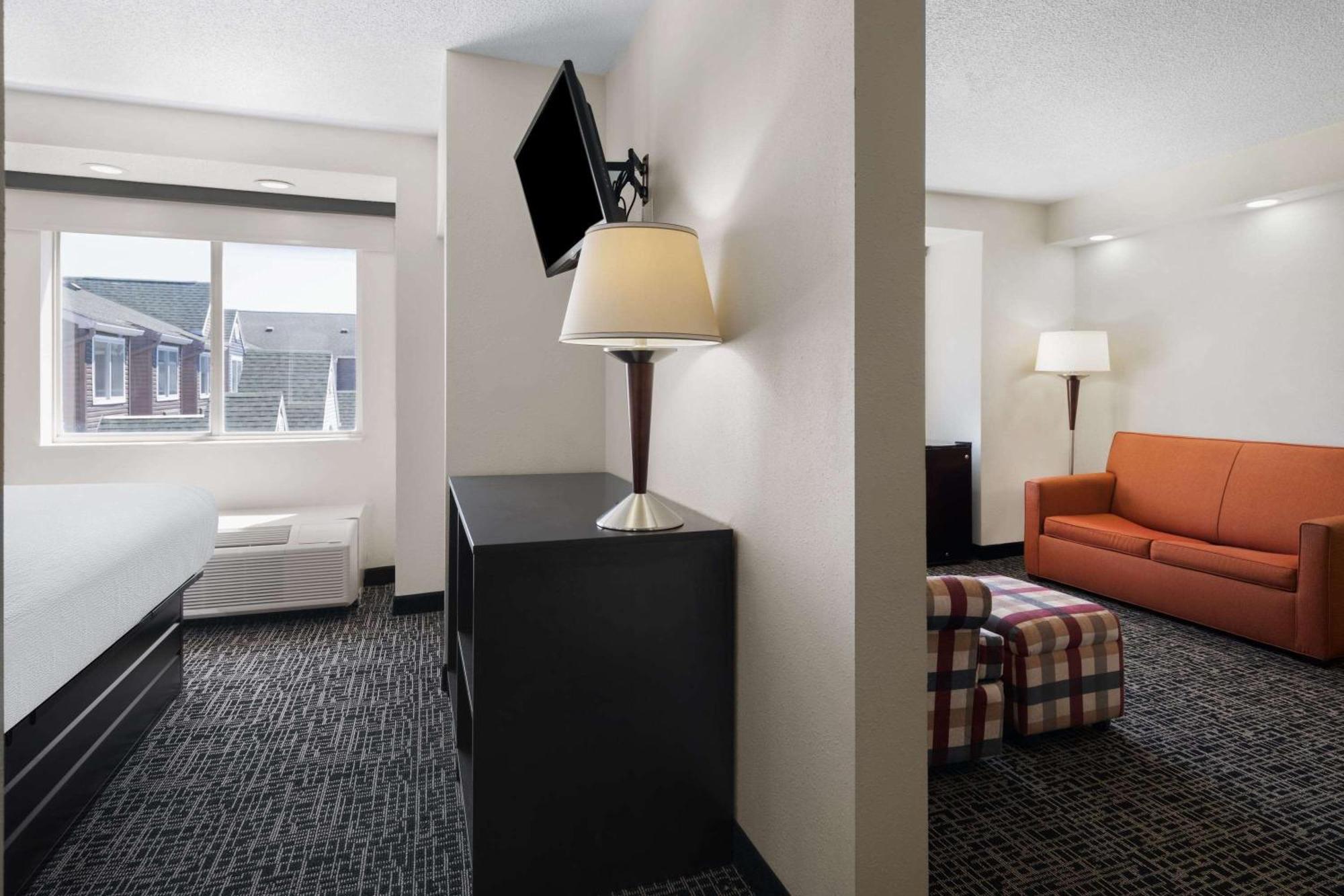 Baymont By Wyndham Hotel 2*