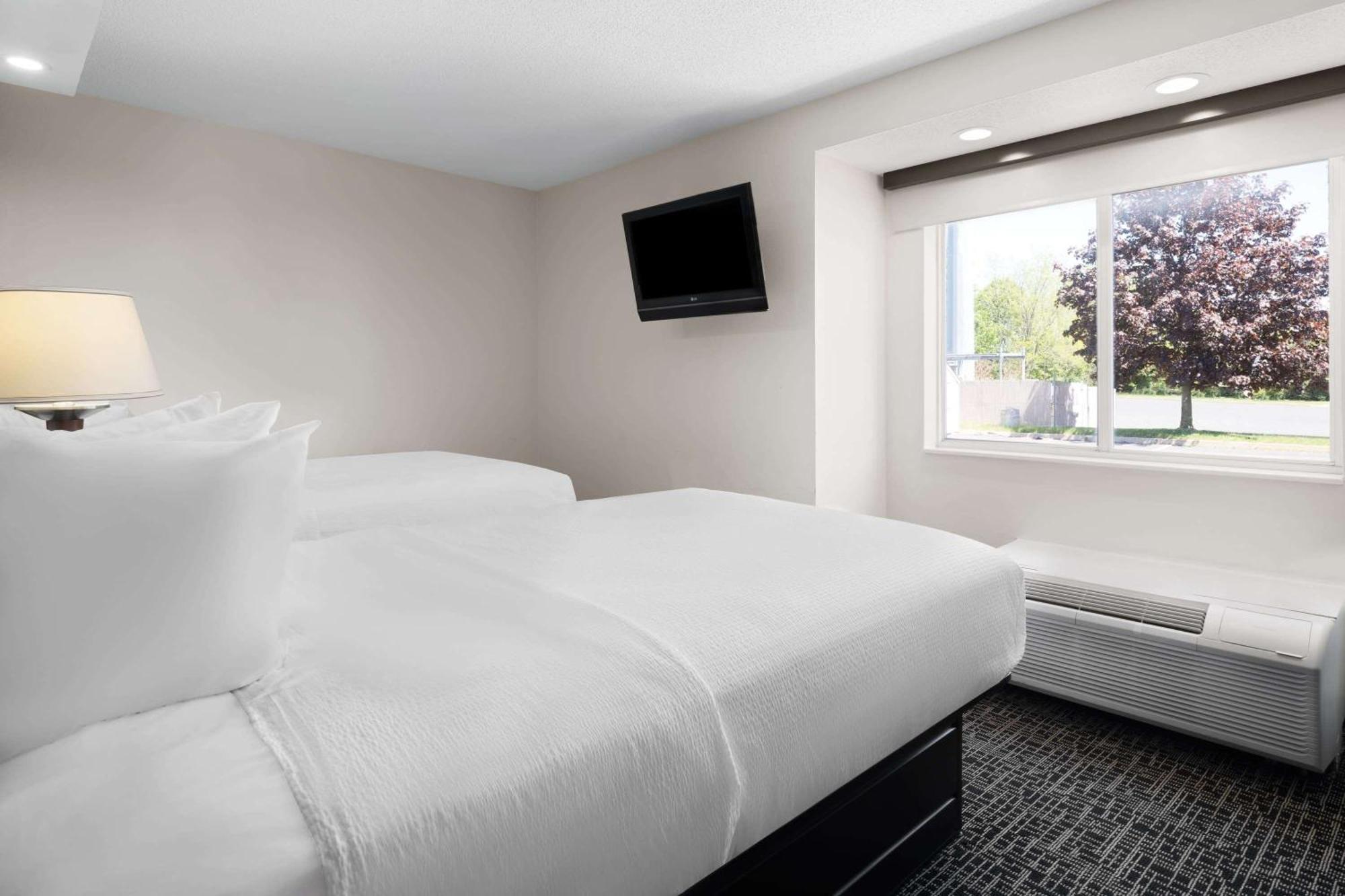 Hotel Baymont By Wyndham 2*
