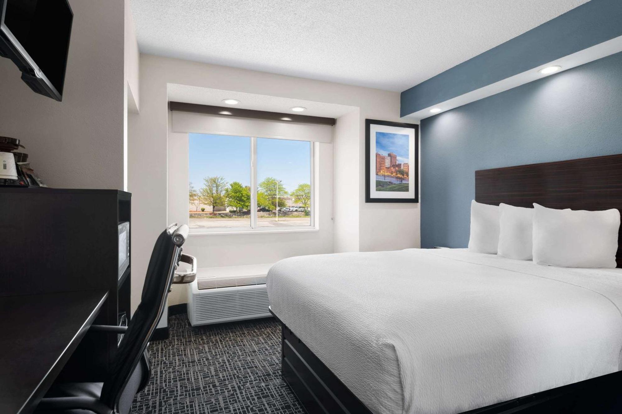 Hotel Baymont By Wyndham