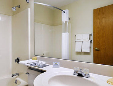 Baymont By Wyndham Hotel Boardman